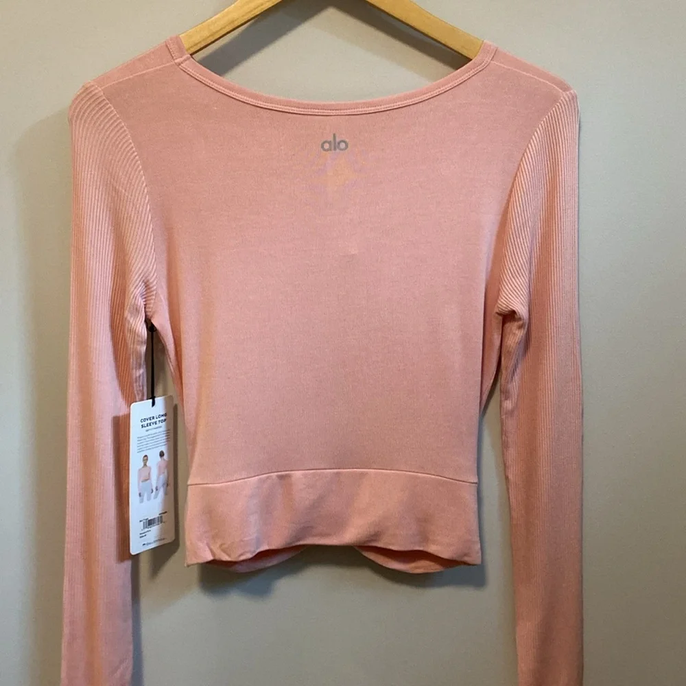 Alo Yoga Cover Long Sleeve Top in Powder Pink. Size M. Crop top. Yoga top - Picture 4 of 7